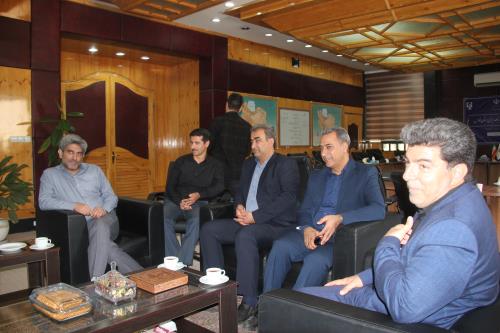 جلسه  منظومه روستايي مدیرکل و معاونین با ریاست سازمان برنامه و بودجه فارس